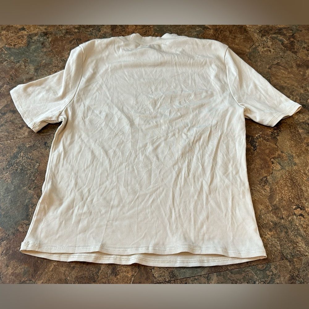 Vuori Pose Ribbed Fitted T-shirt Tee Mockneck Style Crop - Picture 3 of 5